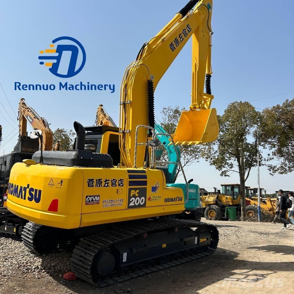 Komatsu PC200-8 Pelle sur chenilles