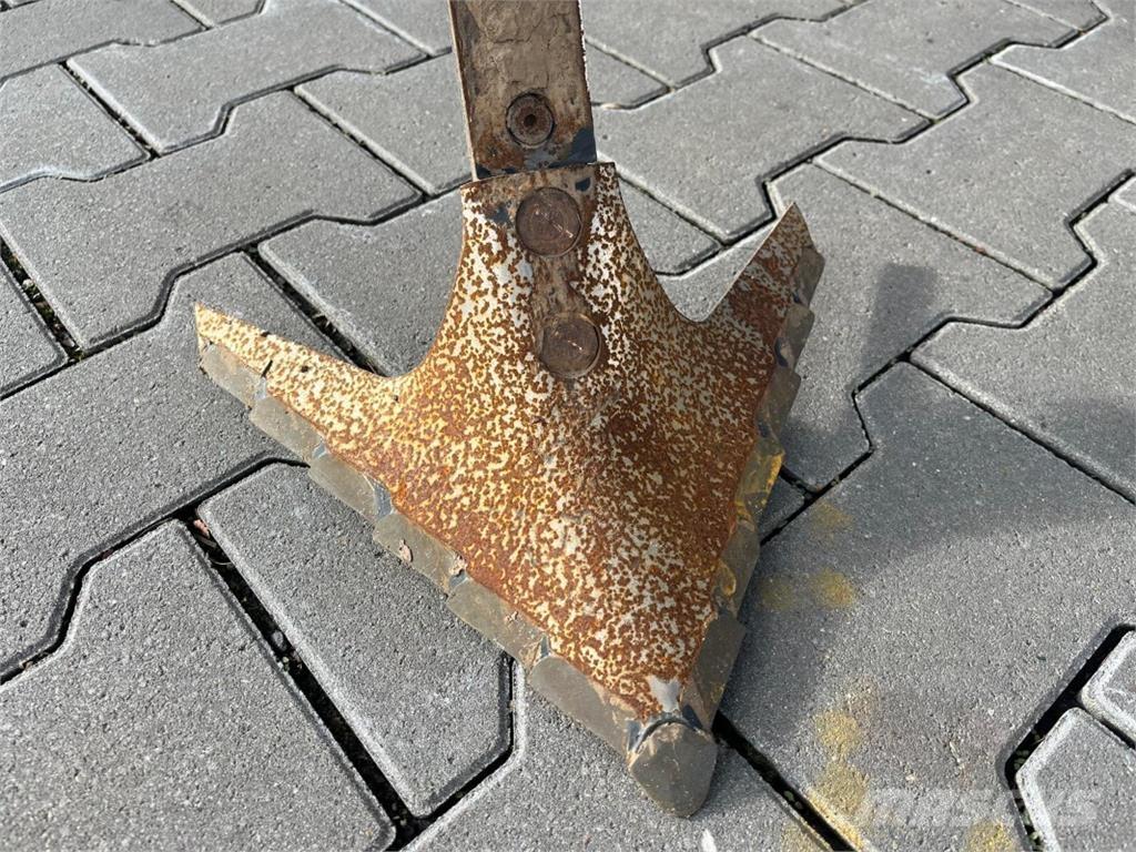  Treffler TGA 430 Déchaumeur, cultivateur