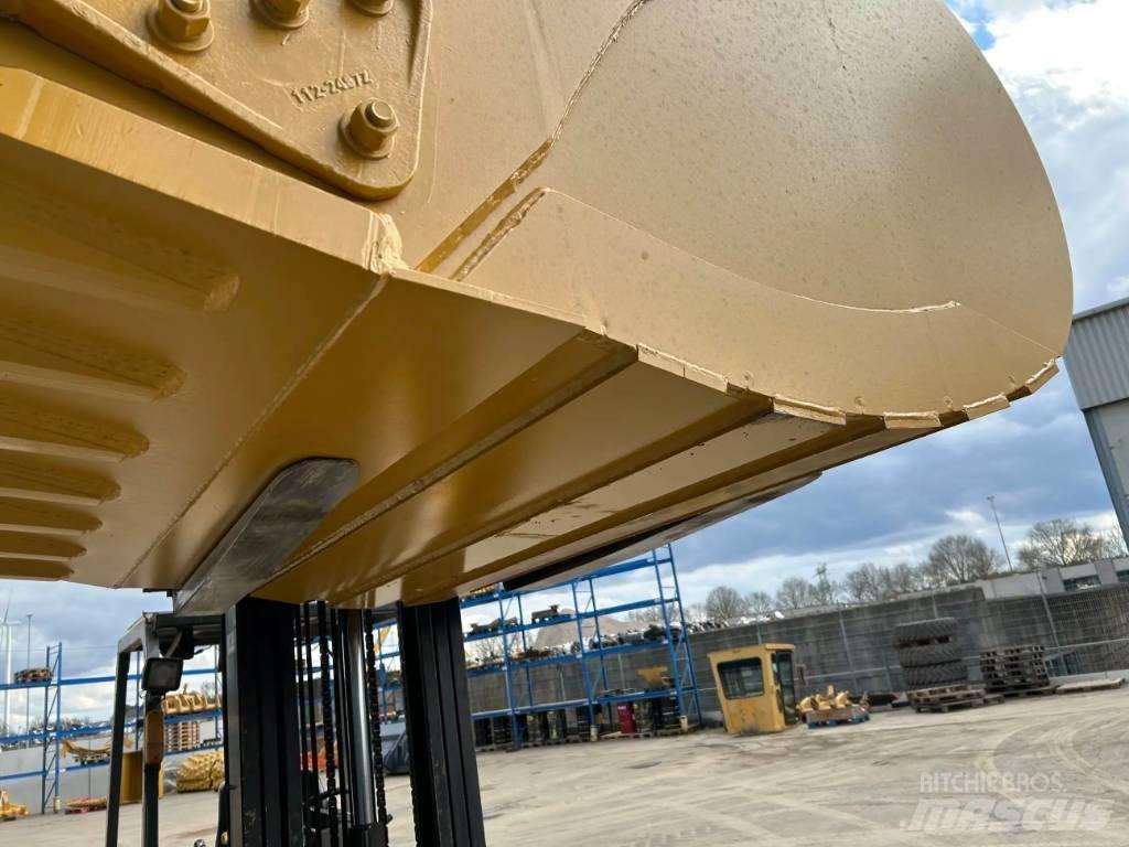 CAT 349D2 - UB Godet