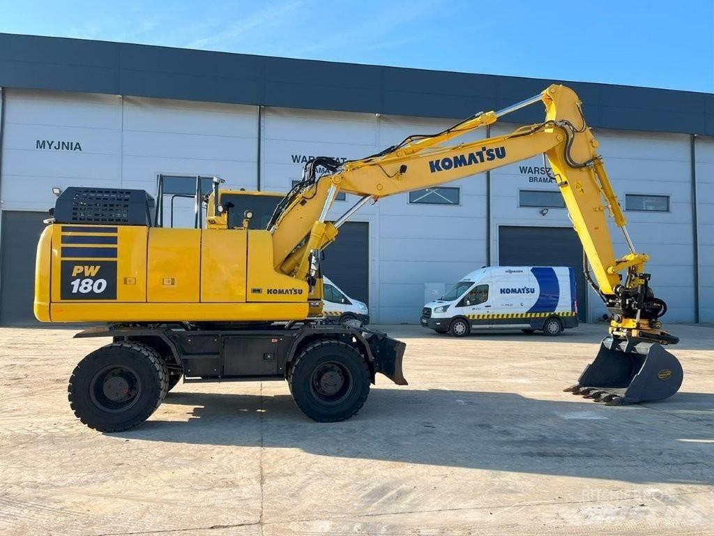 Komatsu PW 180-11 Pelle sur pneus
