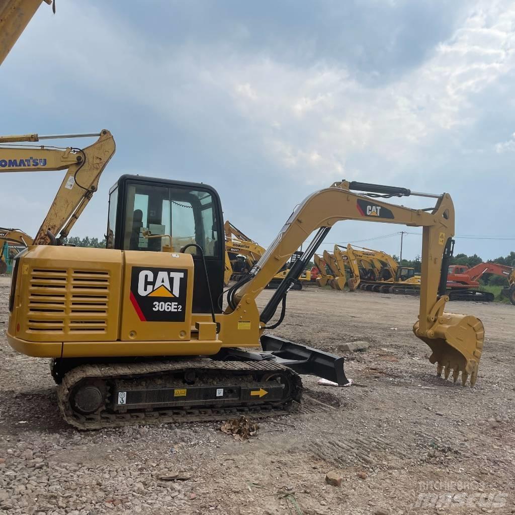 CAT 306E2 Mini pelle < 7t