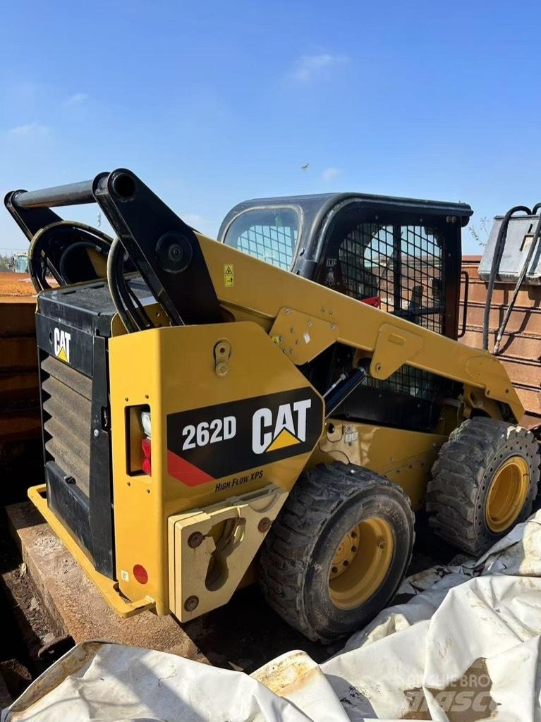 CAT 262 D Chargeuse compacte