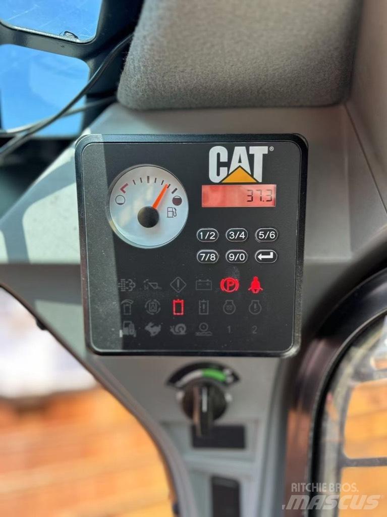 CAT 262 D Chargeuse compacte