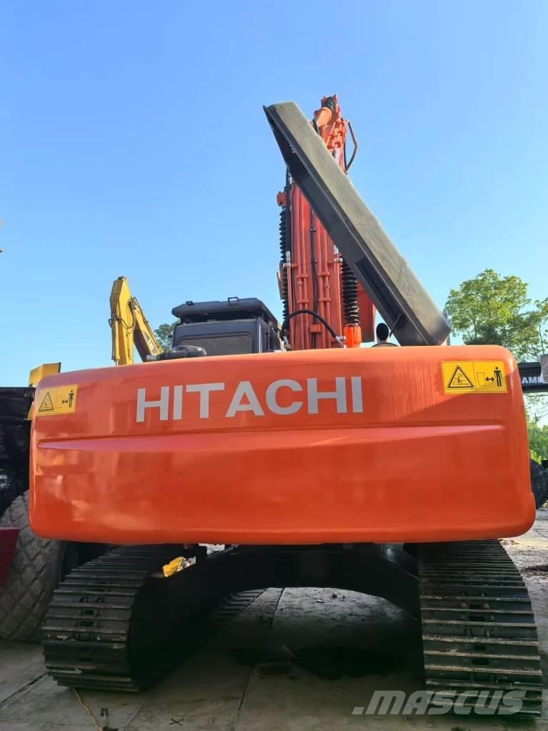 Hitachi ZX 240 HG Pelle sur chenilles