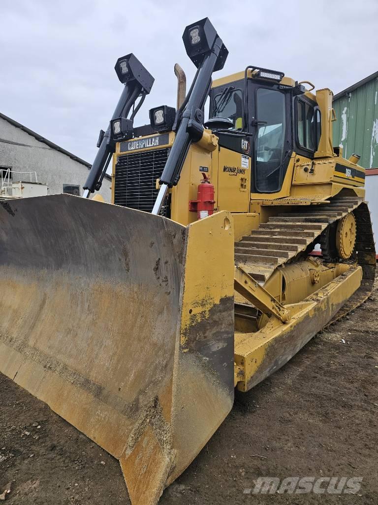 CAT D 6 R III Bouteurs sur chenilles