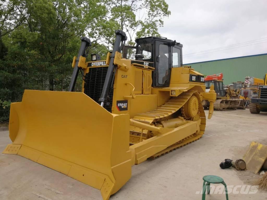 CAT D 7 R Bouteurs sur chenilles
