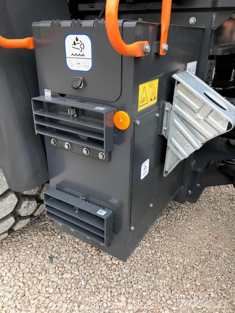 Develon DL 320-7 Chargeuse sur pneus