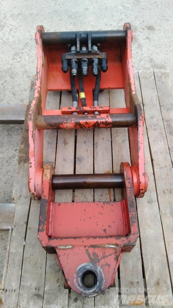 OilQuick OQ65 Attache rapide pour godet