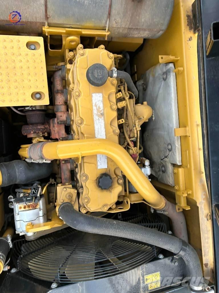 CAT 326 D Pelle sur chenilles