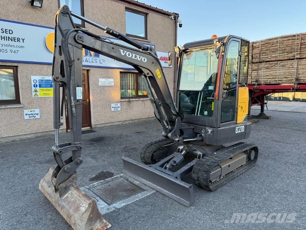Volvo EC 27 D Mini pelle < 7t
