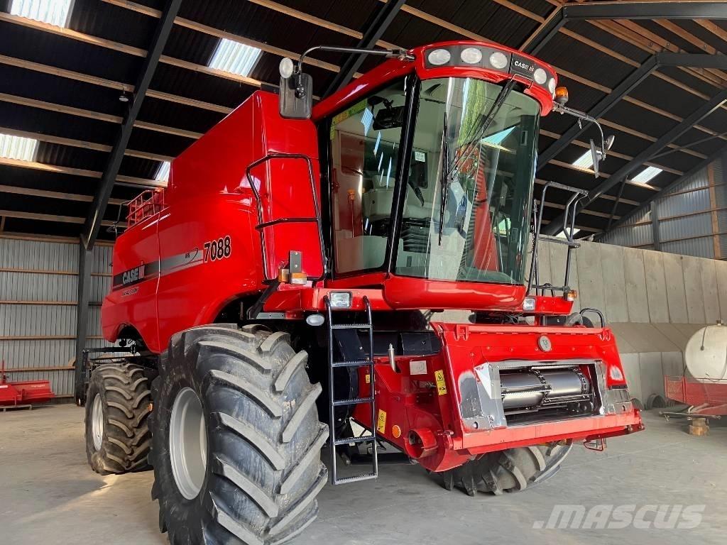 Case IH 7088 Moissonneuse batteuse