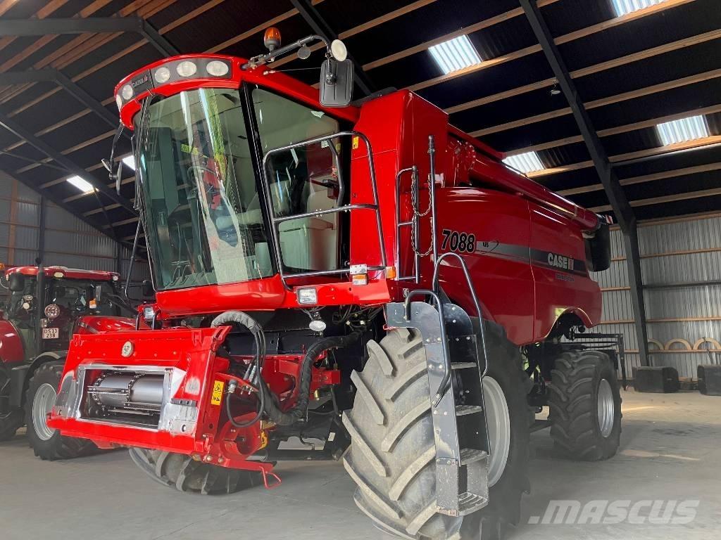 Case IH 7088 Moissonneuse batteuse