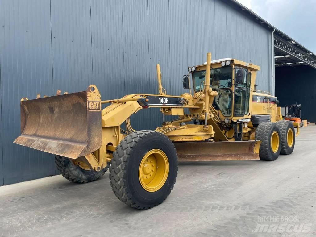 CAT 140H - CE Niveleuse