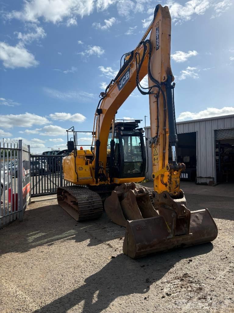 JCB JS 130 LC Pelle sur chenilles