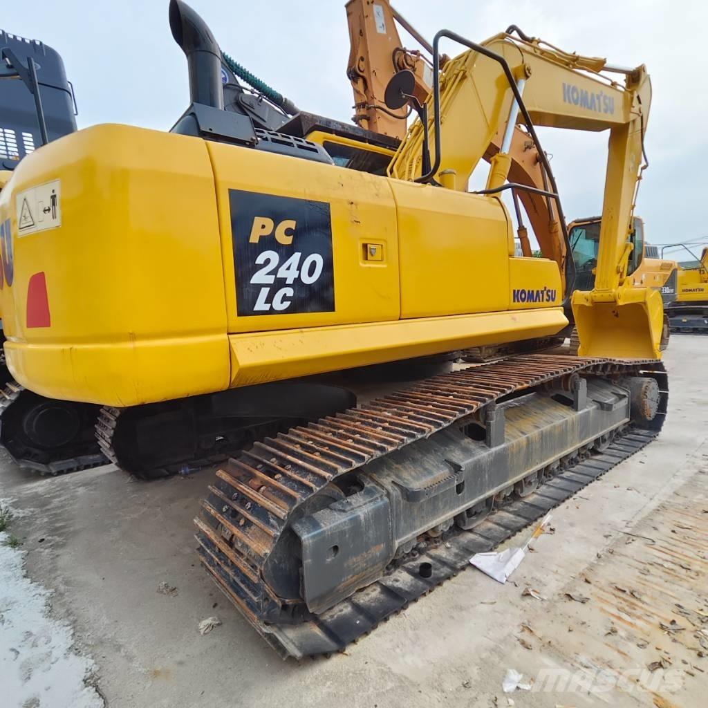 Komatsu PC 240 LC-8 Pelle sur chenilles