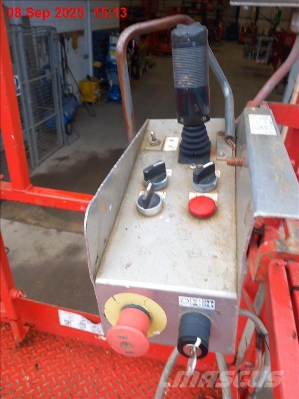 SkyJack SJ 8841 RT Nacelle ciseaux