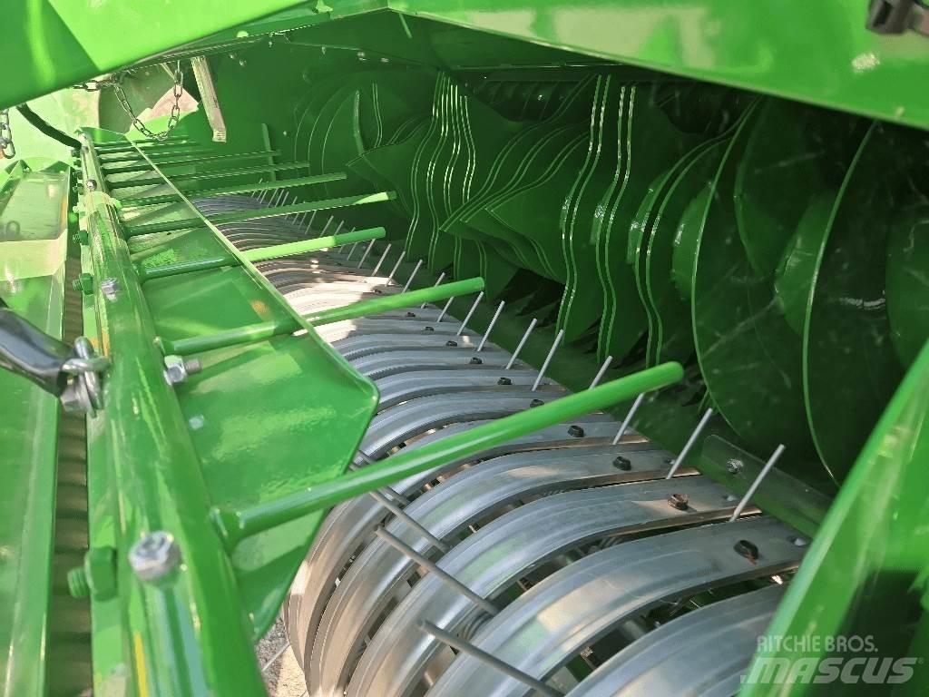 John Deere V461M Presse à balle ronde