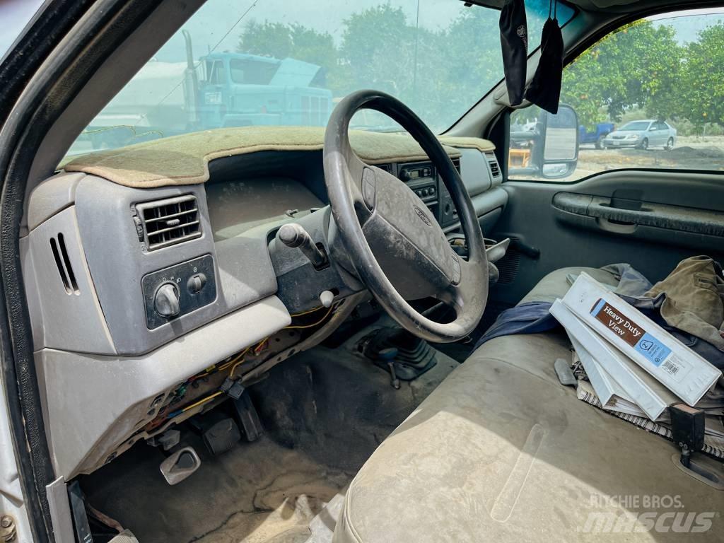 Ford F 550 SD Camions et véhicules municipaux