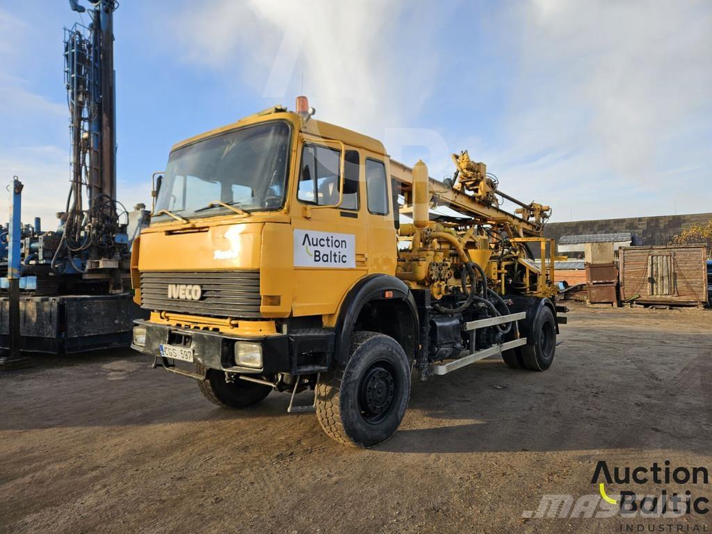 Iveco 180-25 Foreuse