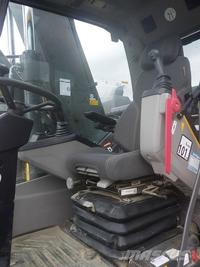 Volvo EWR 170 E Pelle sur pneus