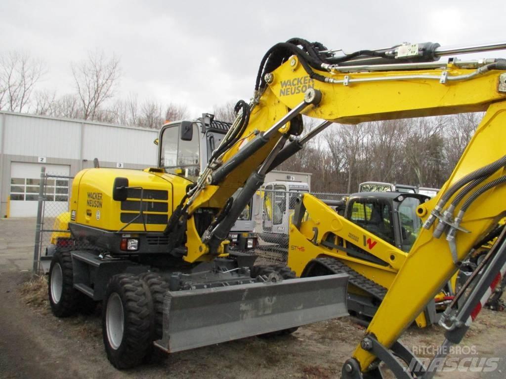 Wacker Neuson EW 100 Pelle sur pneus