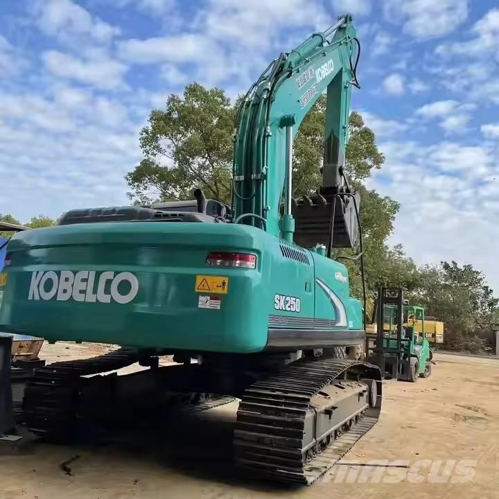 Kobelco SK 250 Pelle sur chenilles