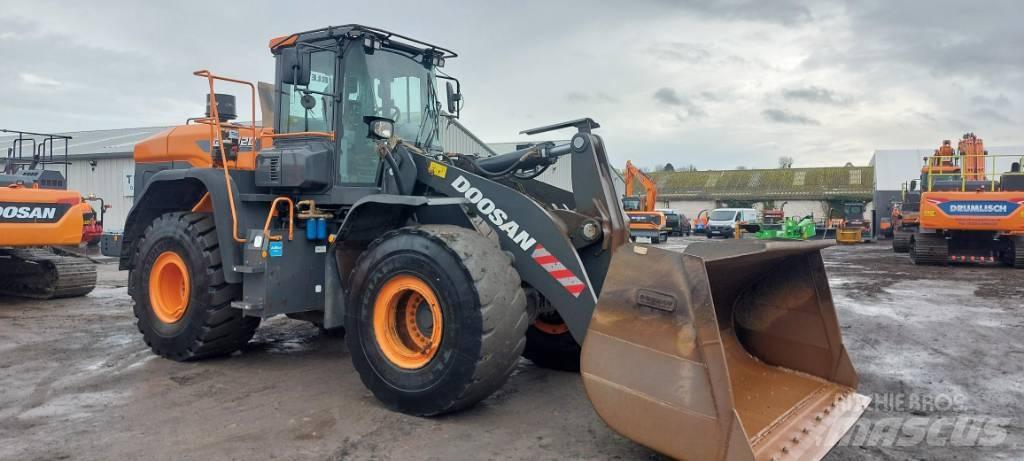 Doosan DL420-7 Chargeuse sur pneus