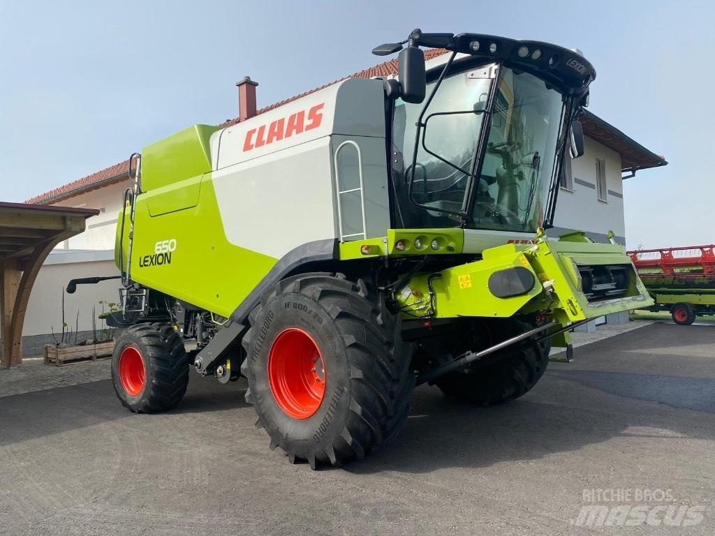 CLAAS Lexion 650 Moissonneuse batteuse