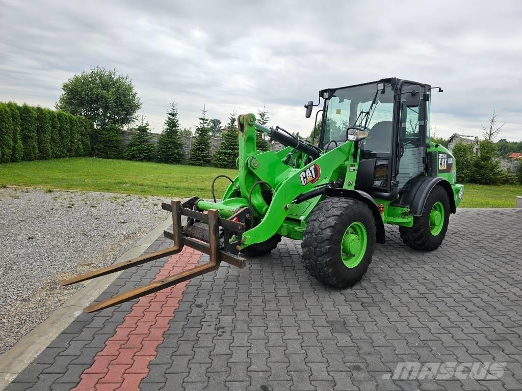 CAT 906 M Chargeuse sur pneus