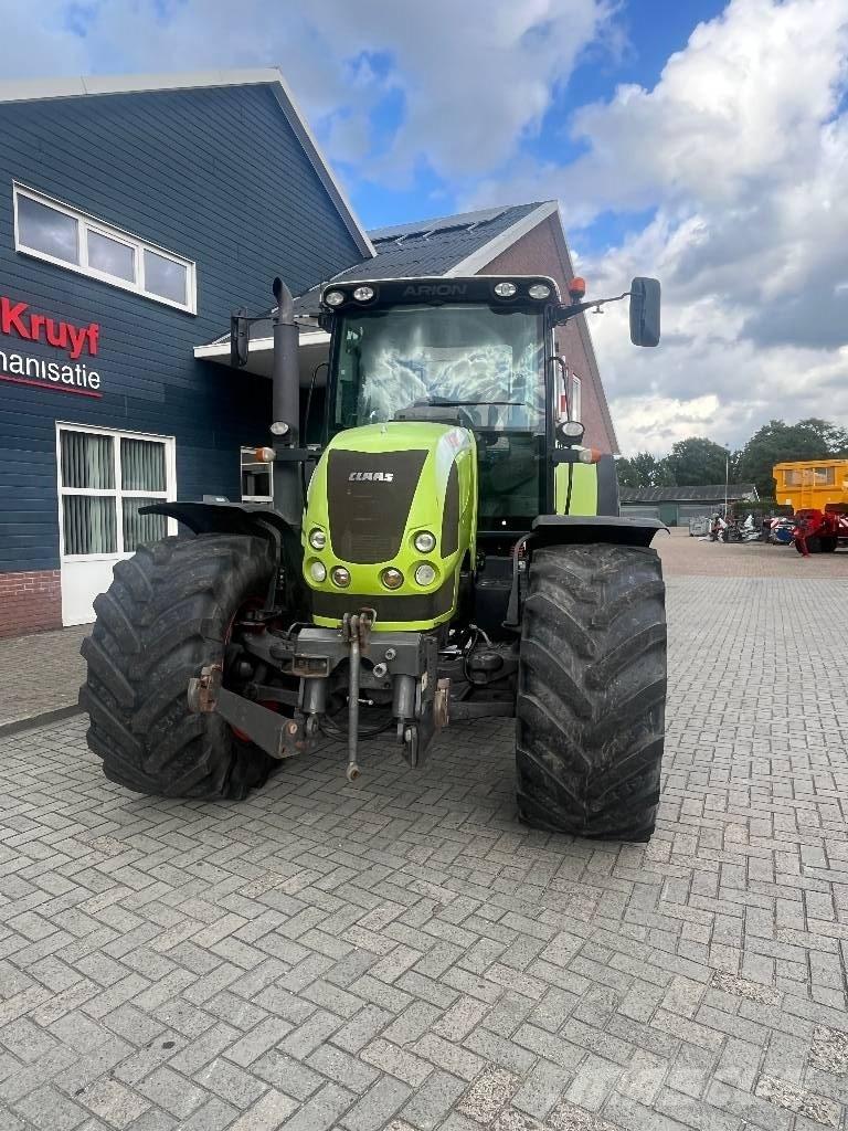 CLAAS Arion 640 Cis Tracteur
