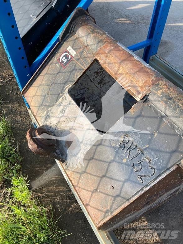  BU 30 BUCKET Godet