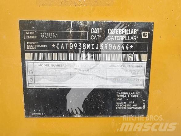 CAT 938M Chargeuse sur pneus