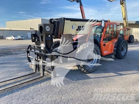 JLG 1255 Chariot télescopique