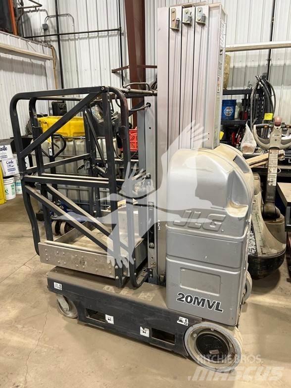 JLG 20MVL Mât vertical