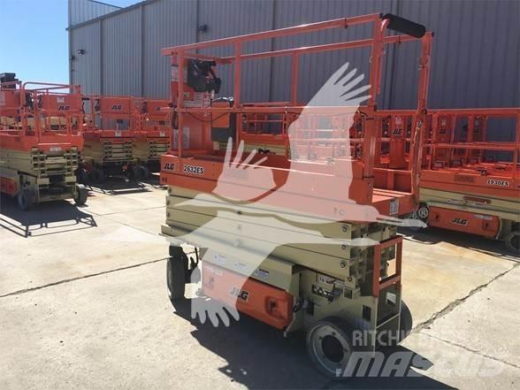 JLG 2632ES Nacelle ciseaux