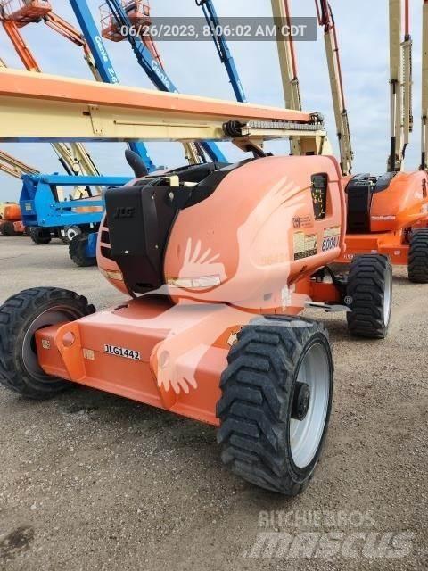 JLG 600AJ Nacelles articulées