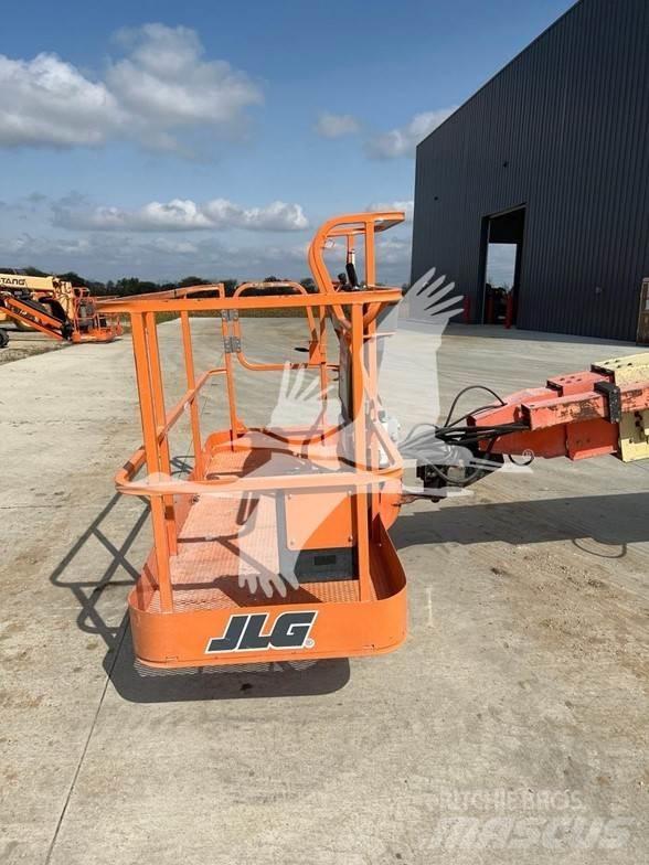 JLG 800S Nacelles télescopiques