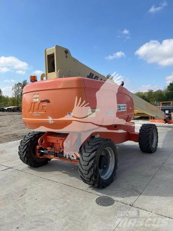 JLG 800S Nacelles télescopiques