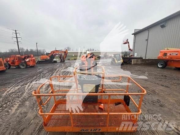 JLG 860SJ Nacelles télescopiques