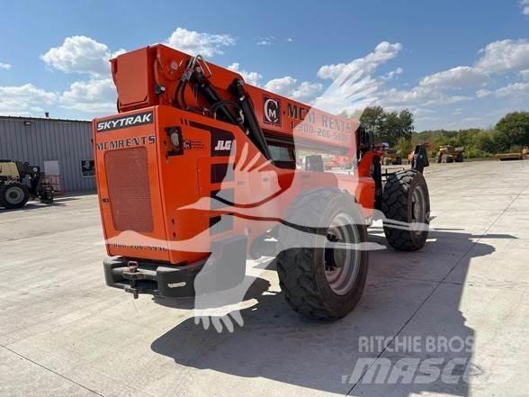 SkyTrak 10054 Chariot télescopique