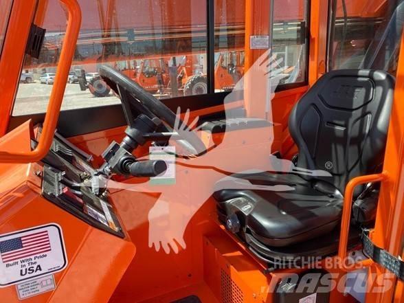 SkyTrak 8042 Chariot télescopique