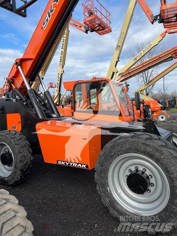 SkyTrak 8042 Chariot télescopique