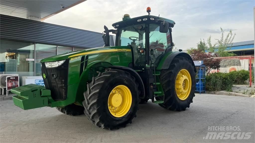 John Deere 8270R Tracteur