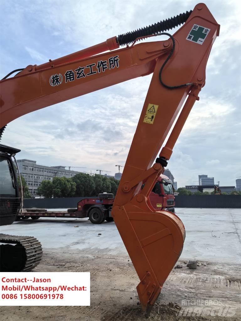 Hitachi ZX 200 Pelle sur chenilles