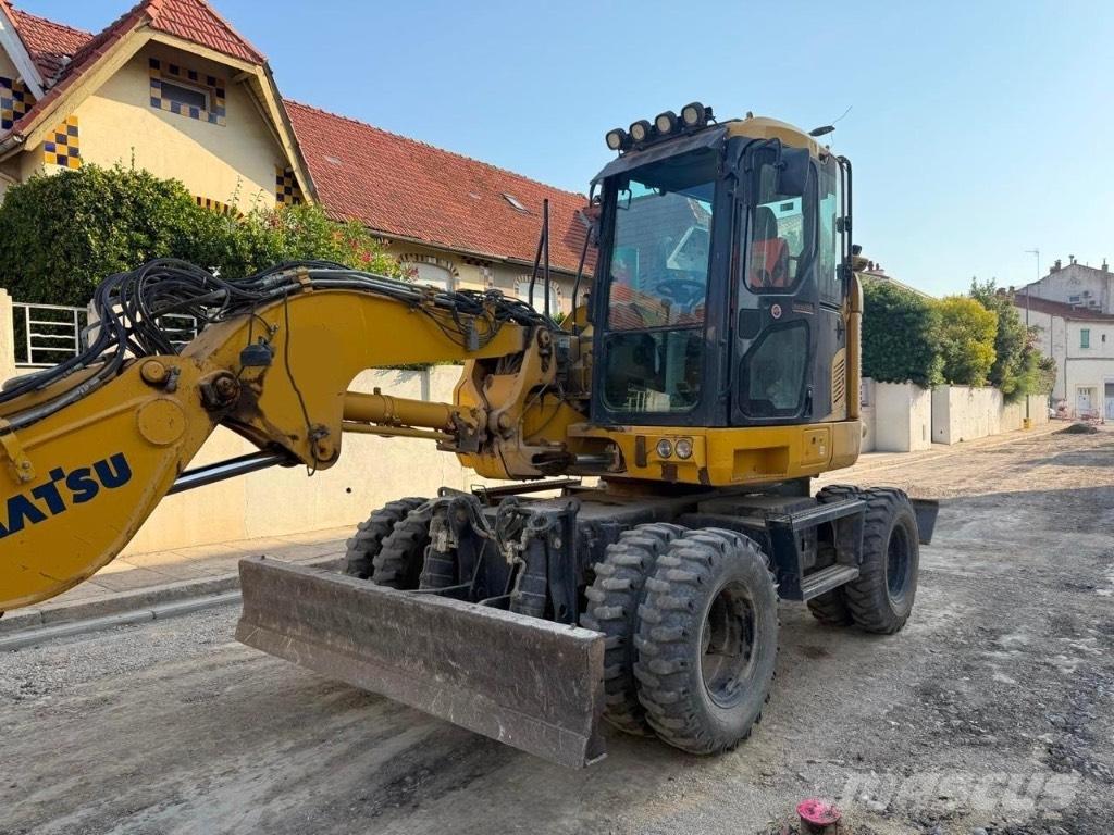 Komatsu PW 118 Pelle sur pneus