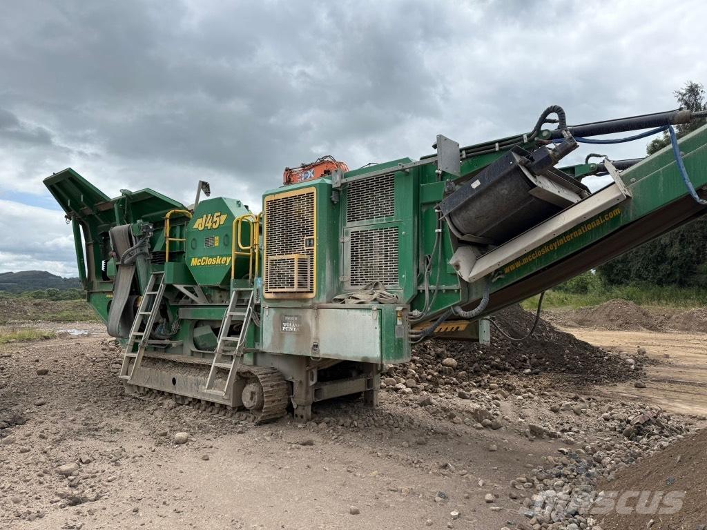 McCloskey J45 Concasseur