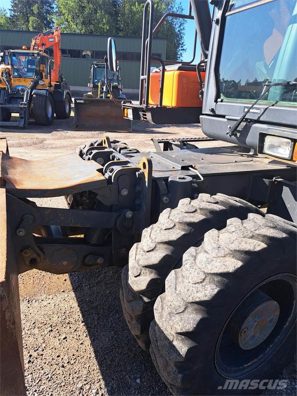 Doosan DX170W-5 Pelle sur pneus