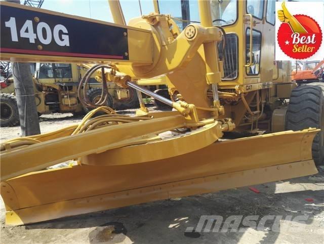 CAT 140 G Niveleuse