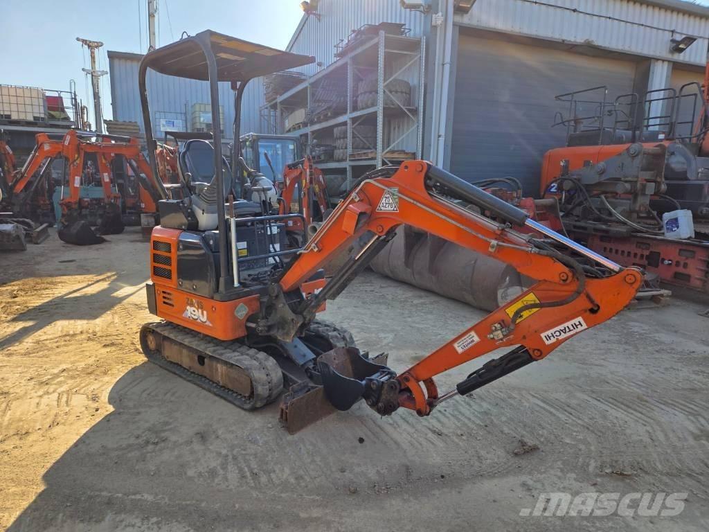 Hitachi ZX 19 U-6 Mini pelle < 7t