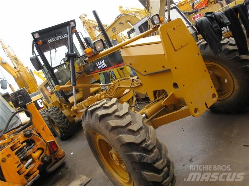 CAT 140 K Niveleuse